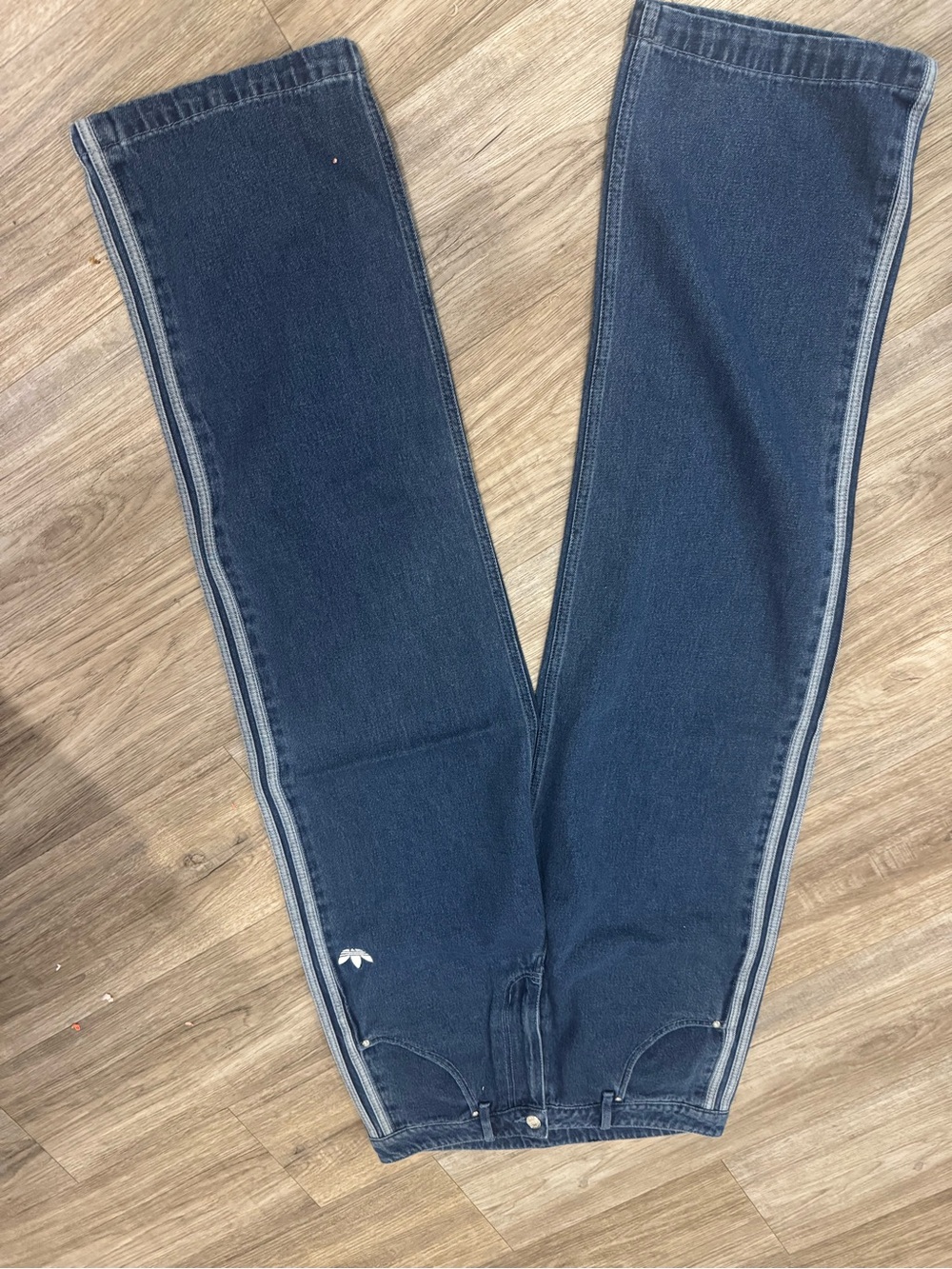 adidas men’s  Dark Blue firebird  Jeans with Side Stripes. 32x32